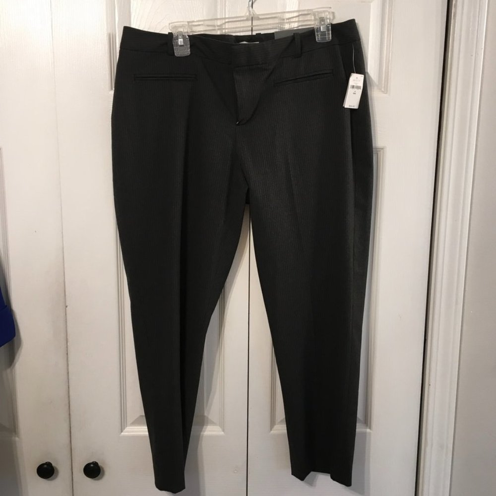Gap Slim Cropped Pants